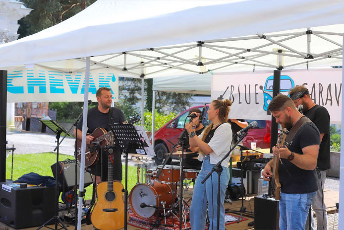 Kapela Blue Caravan - Vánoční večírek, Plzeň/Karlovy Vary